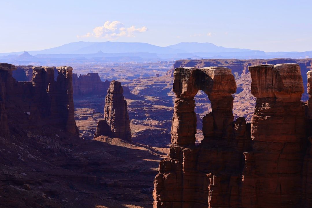 Glamping Destinations in the USA: Nine Regions and When to Go